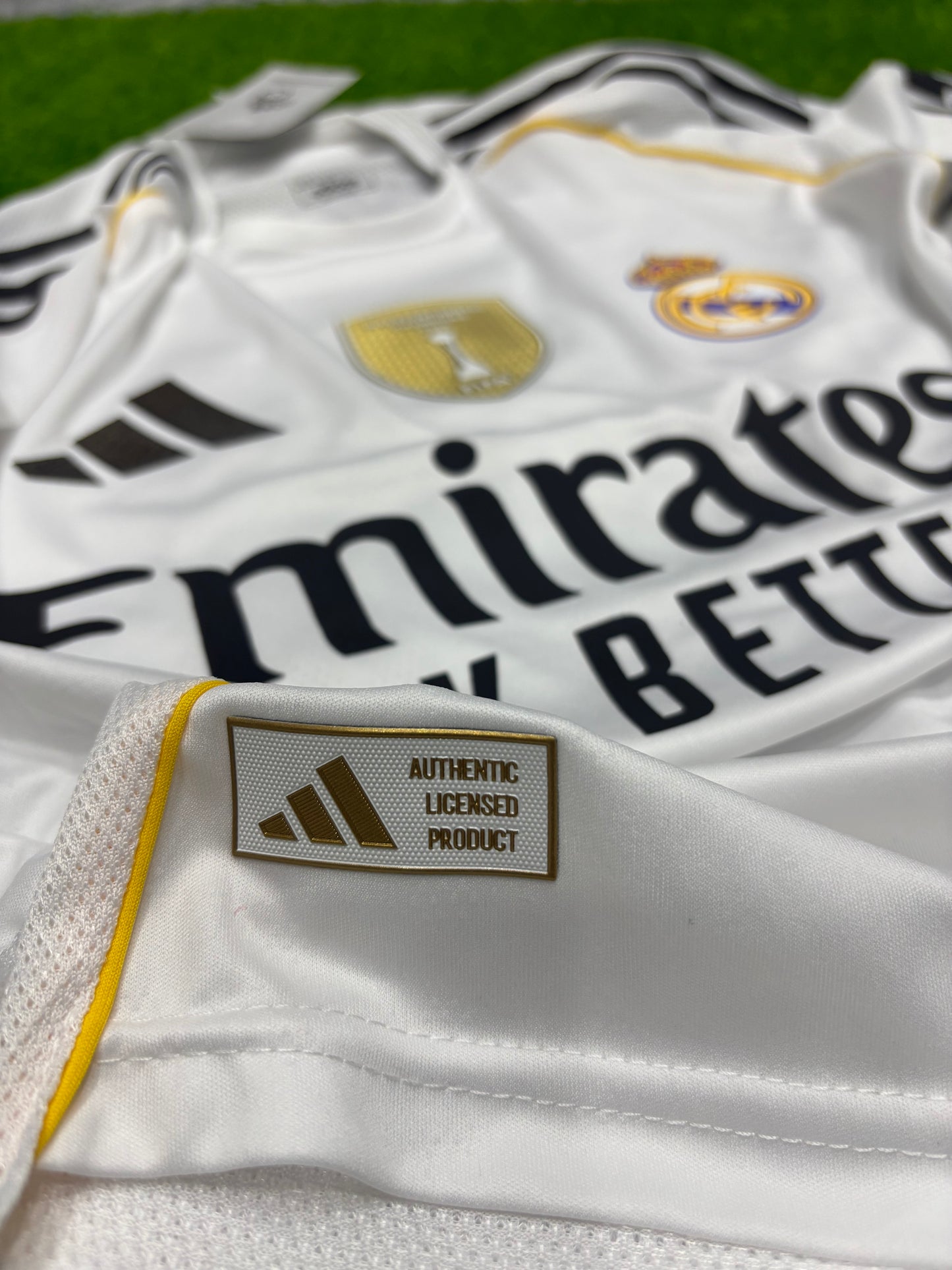 Real Madrid Home shirt (PLAYER VERSION LOGOS)