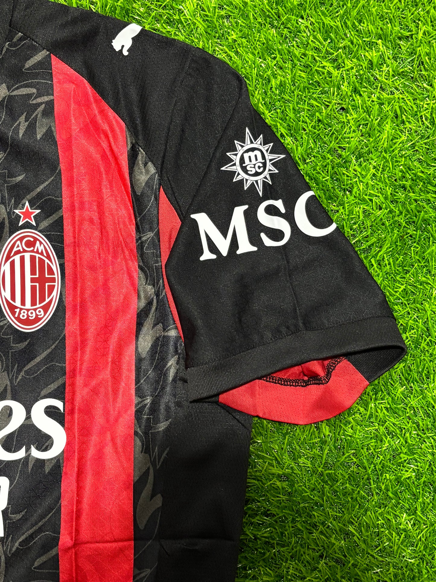 AC MILAN HOME ORIGINAL 25/26 SHIRT( PLAYER VERSION)