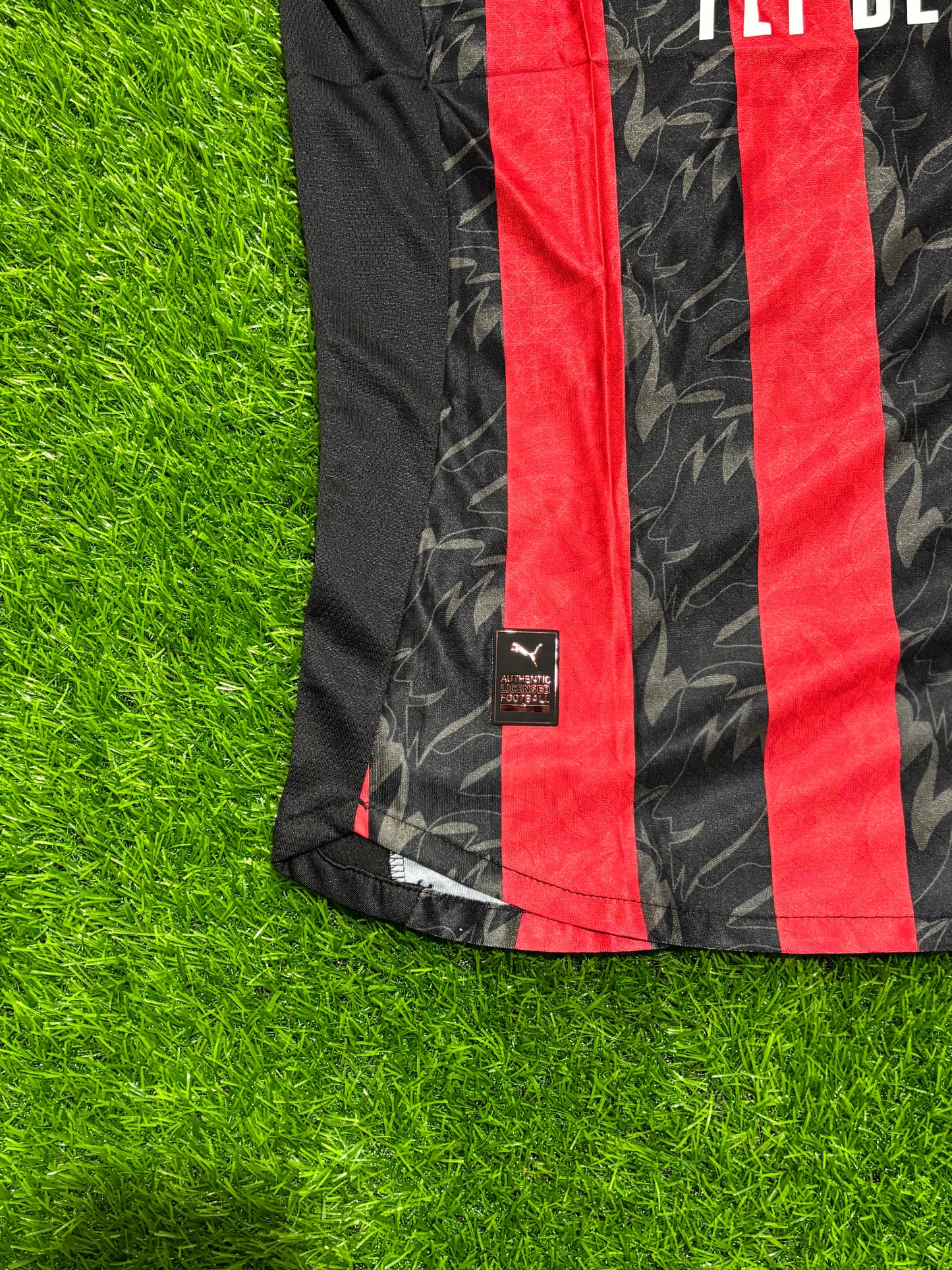 AC MILAN HOME ORIGINAL 25/26 SHIRT( PLAYER VERSION)