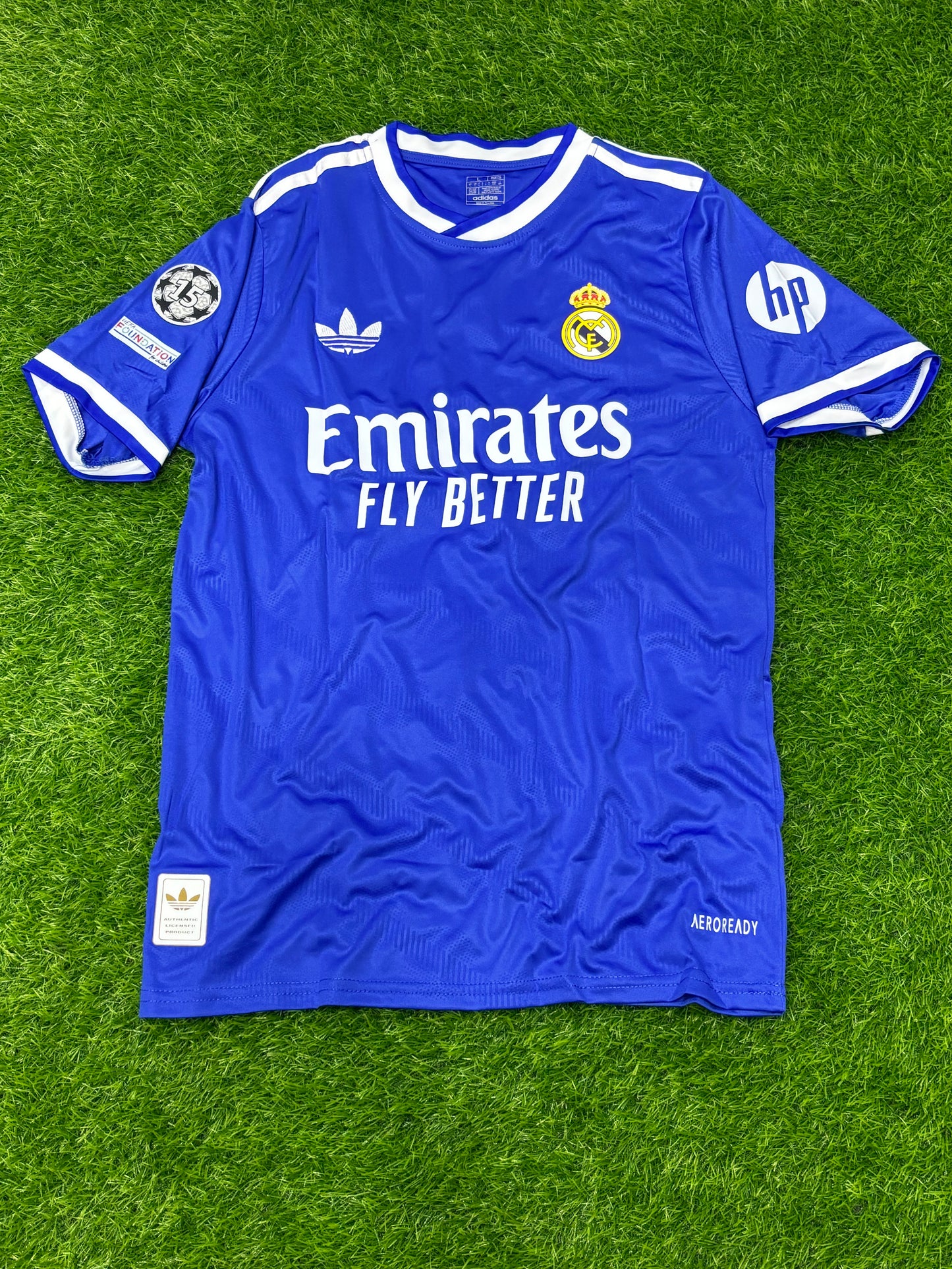 REAL MADRID THIRD SHIRT ( tpu logos)