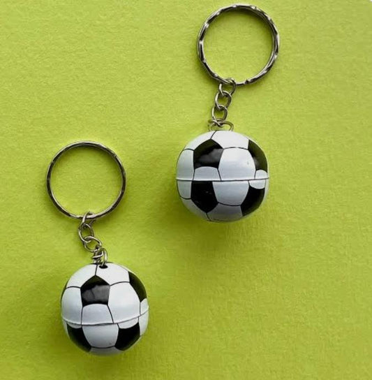 IMPORTED METAL FOORTBALL KEYCHAIN
